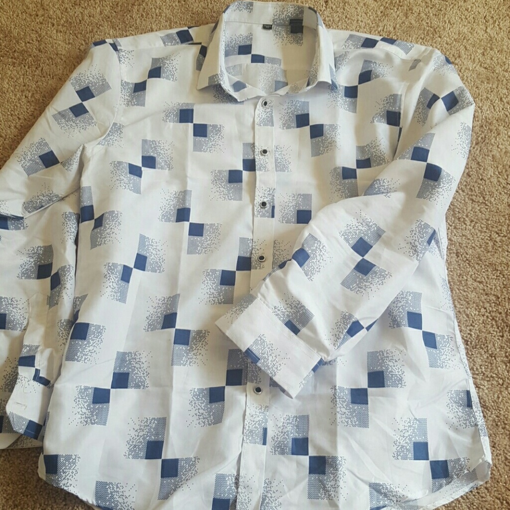 Shirts - Picture 3 of 4